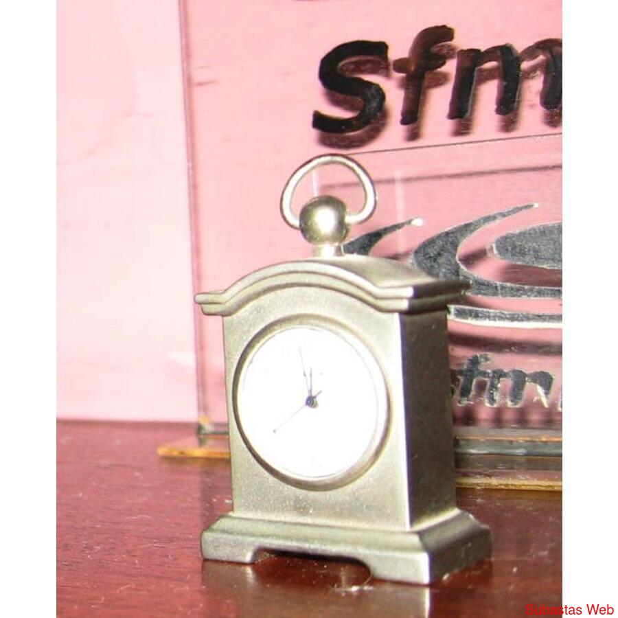 Antiguo Reloj Relojito Coleccion De Mesa-colgante-pilarsur