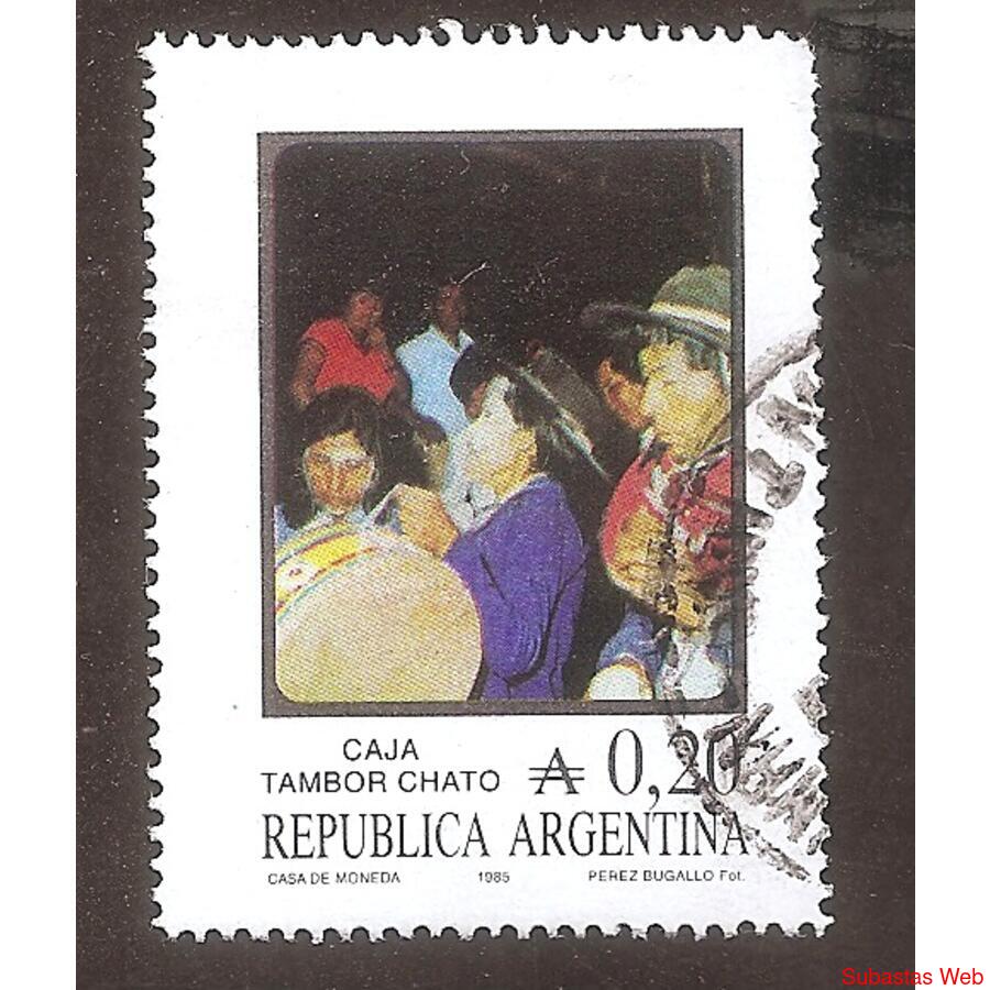 ARGENTINA 1985(1537) INTRUMENTOS MUSICALES INDIGENAS  USADA