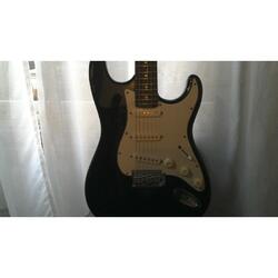 guitarra con amplificador