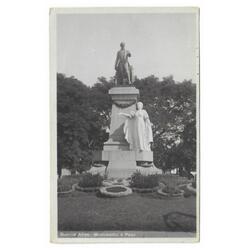 ARGENTINA • BUENOS AIRES • Monumento a Paso