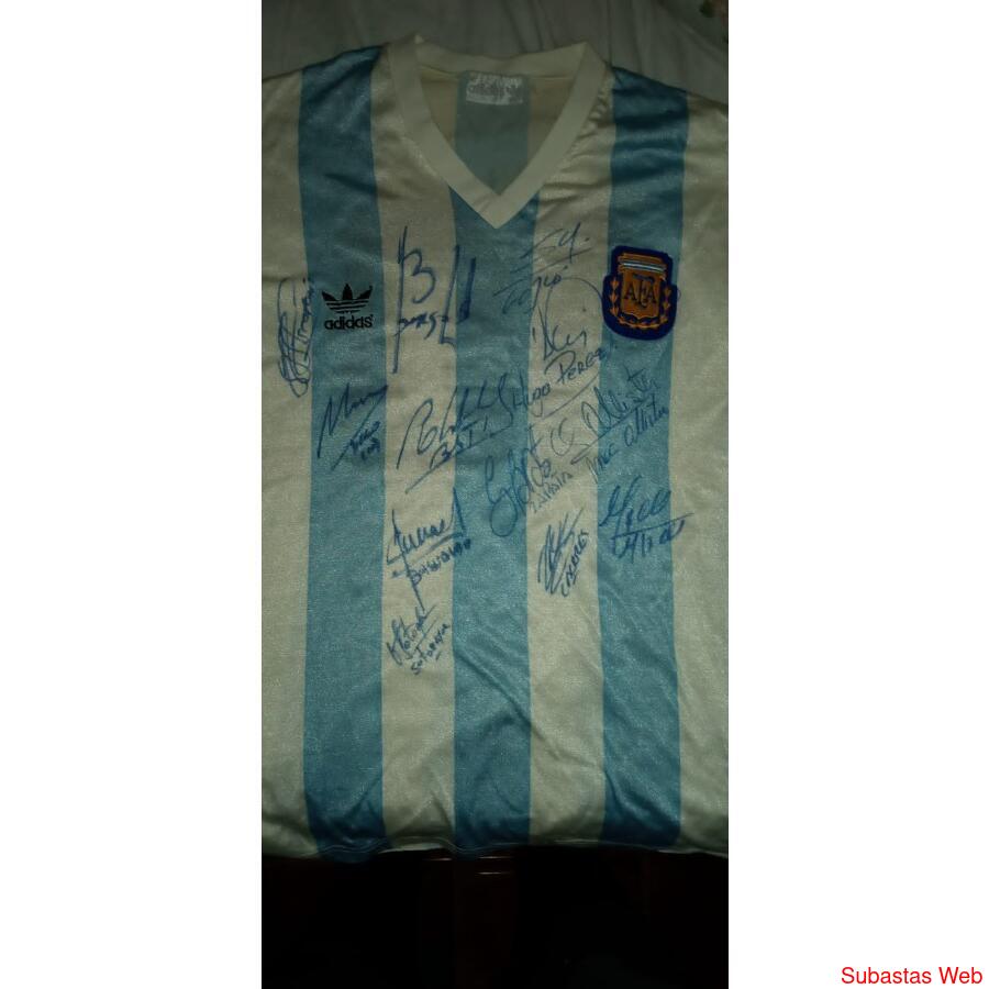 CAMISETA USADA Y FIRMADA POR MARADONA