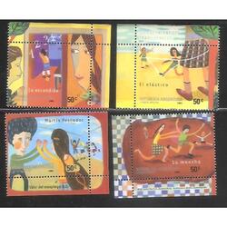 ARGETINA 2003(2573-76)  SERIE JUEGOS INFANTILES  MINT