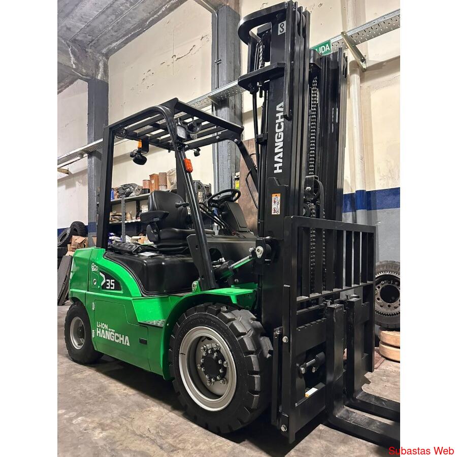 Vendo AUTOELEVADOR  ELECTRICO con CARGADOR y BATERIA de LITI